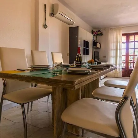 Bougainvillae Beige Apartamento Porto Cervo